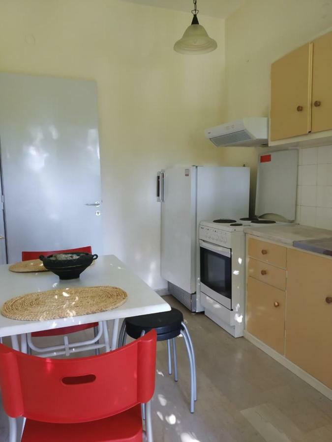 Artemida Apartament *