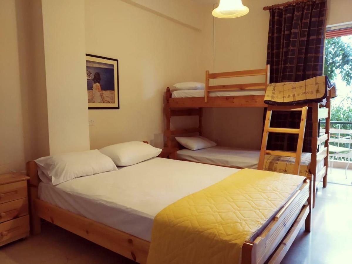 Artemida Apartament *